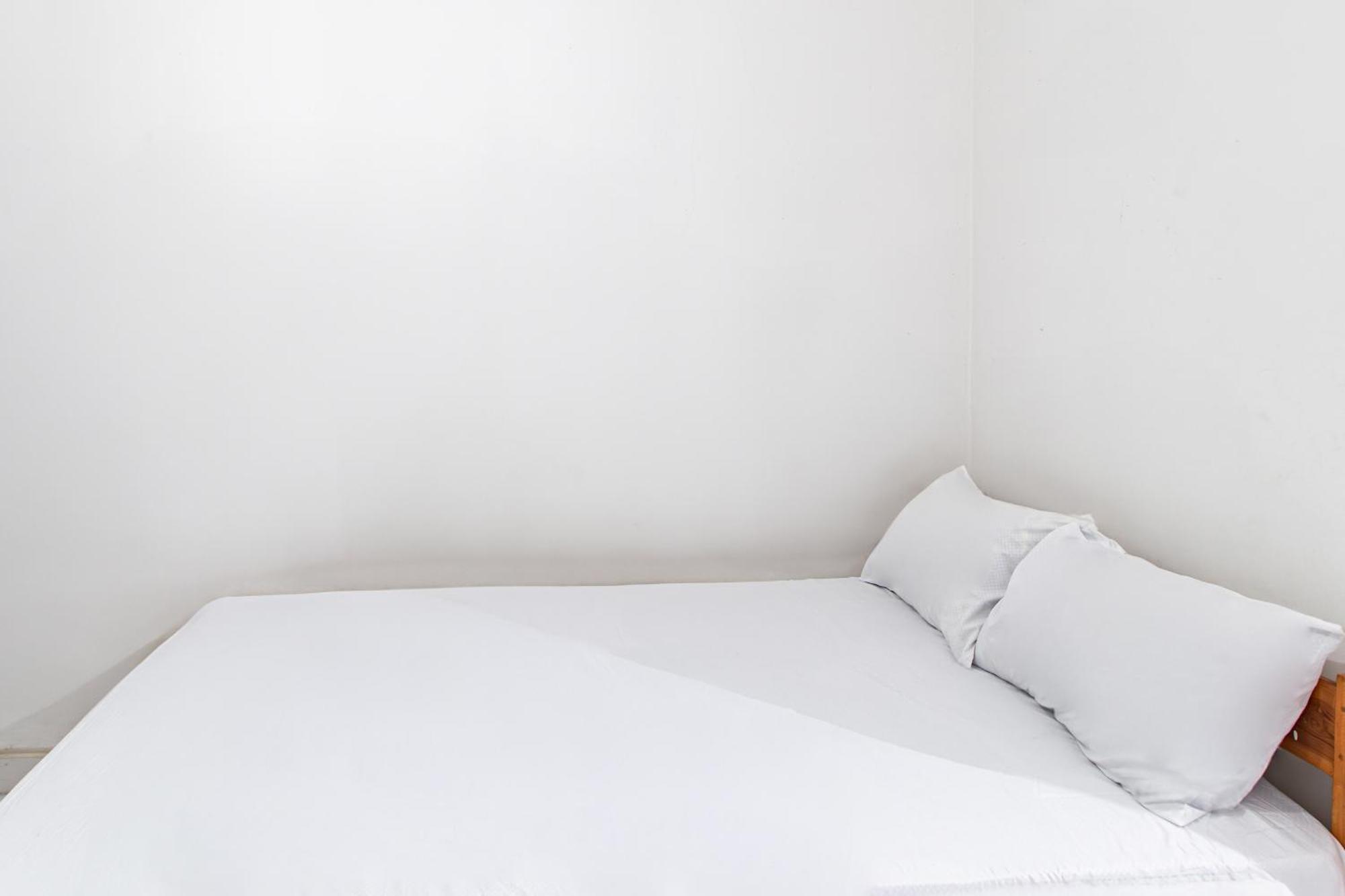 Oyo Life 93504 Kost Krisna Hotel Temukus Bagian luar foto